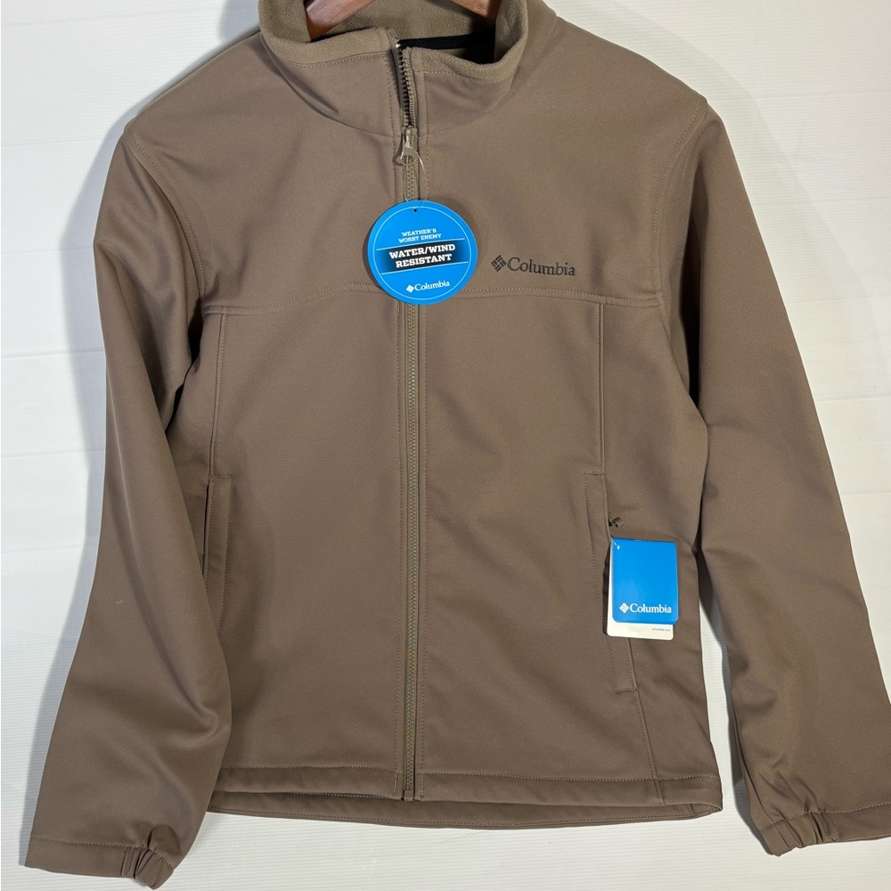 Columbia Men's Tan Performance Jacket